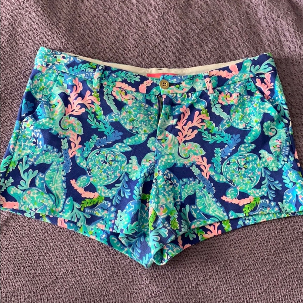EUC Lilly Pulitzer Turtle Villa Knit Shorts